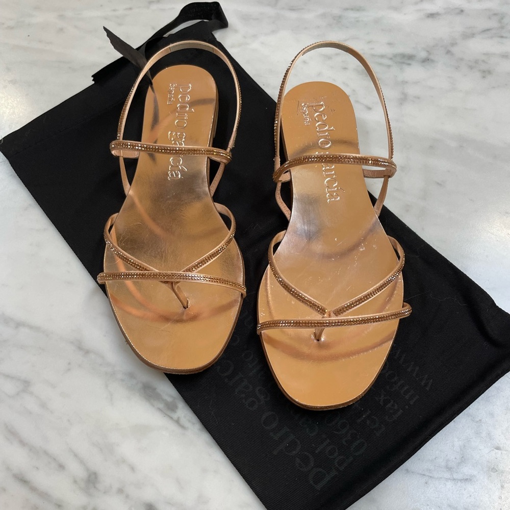 Pedro Garcia Esme Swarovski crystal sandals. Rose Gold. 37
